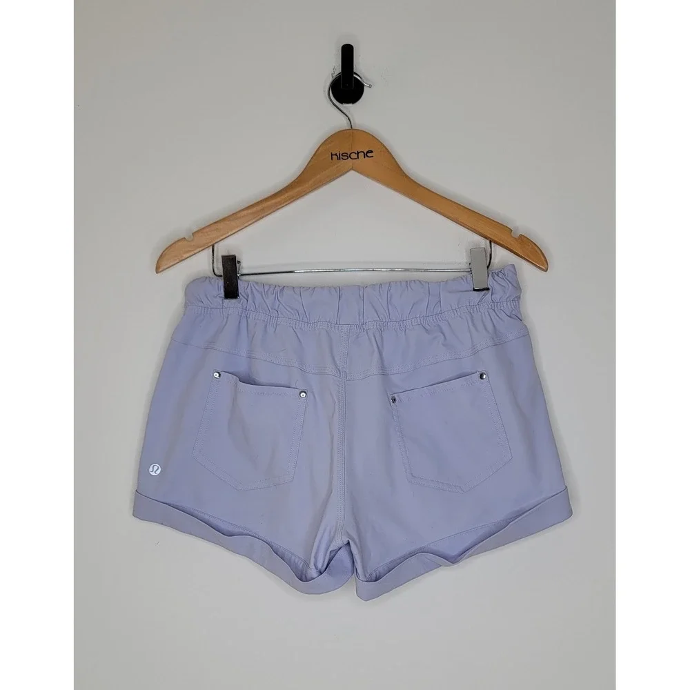 Lululemon Play All Day Cuffed Shorts Women's Size 8 Cool Breeze 3